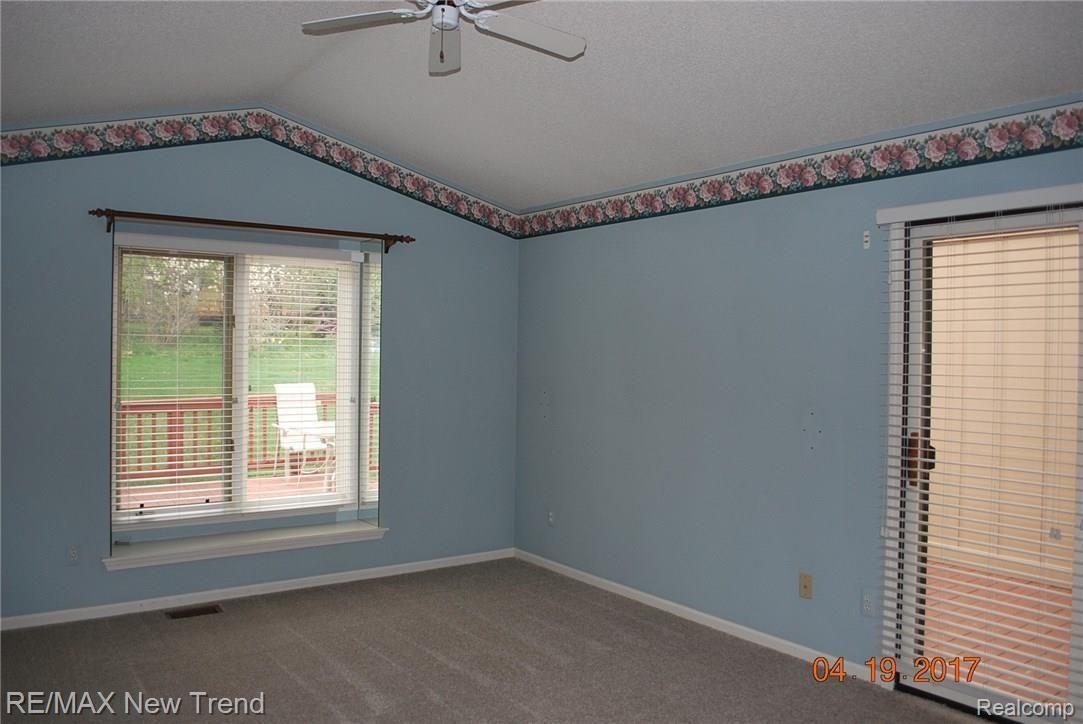 22005 River Ridge Trail, Unit 37 Farmington, MI 48335 - Photo 11 of 18 DSC_0046.JPG