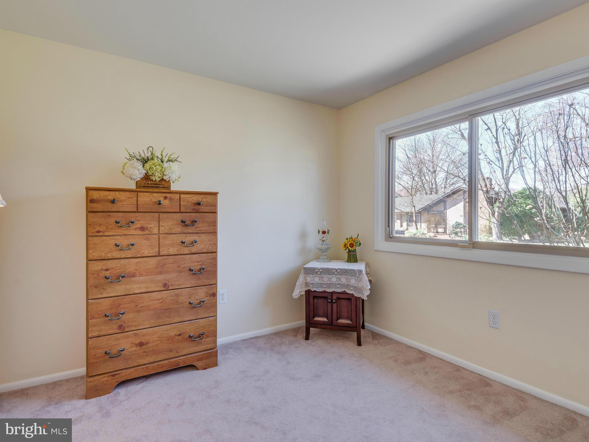 31 Thrush Road Sterling, VA 20164 - Photo 24 of 30 Bedroom 3