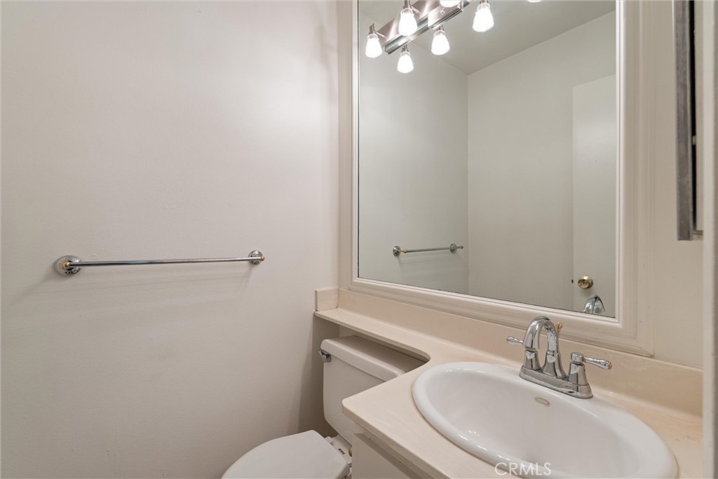 19041 Hamlin Street, Unit 5 Reseda, CA 91335 - Photo 12 of 25 Guest Bath