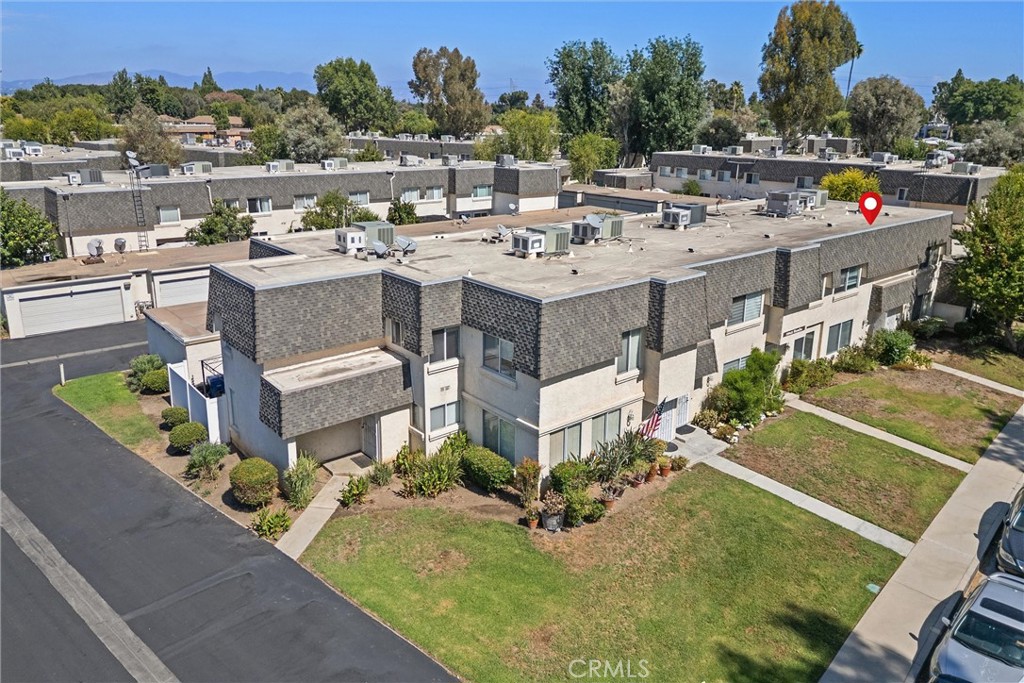 19041 Hamlin Street, Unit 5 Reseda, CA 91335 - Photo 23 of 25 Sky View of Community