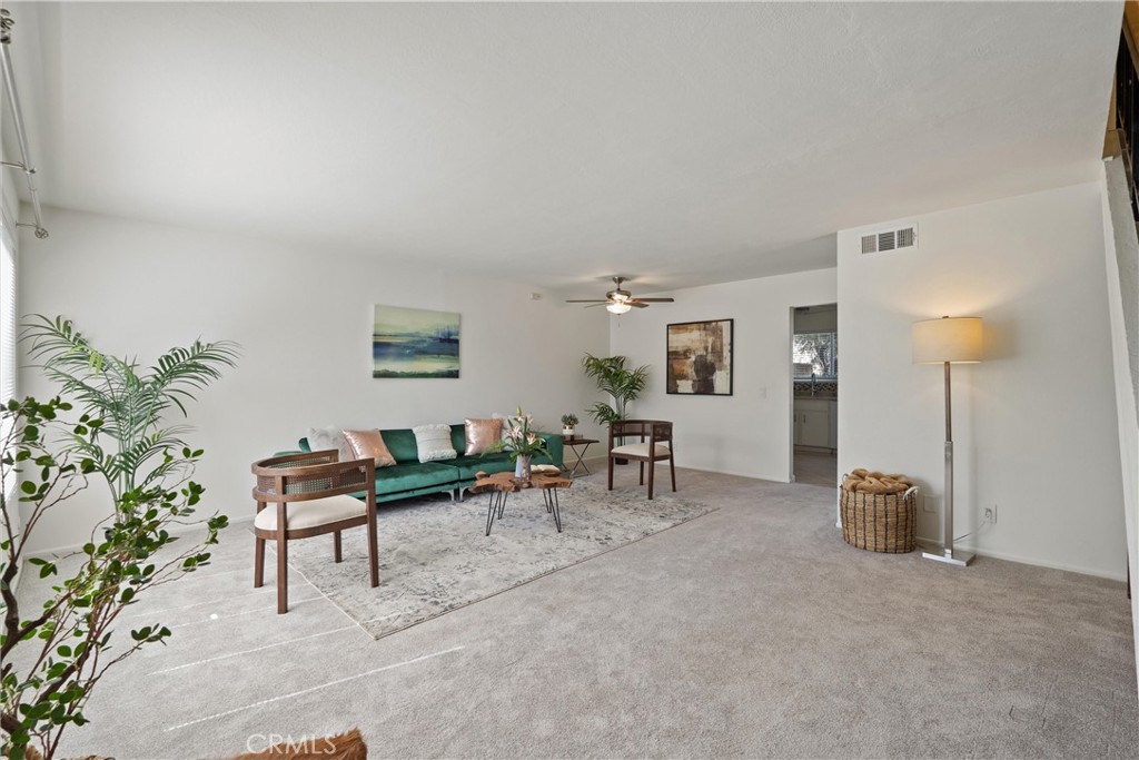 19041 Hamlin Street, Unit 5 Reseda, CA 91335 - Photo 8 of 25 Living Room