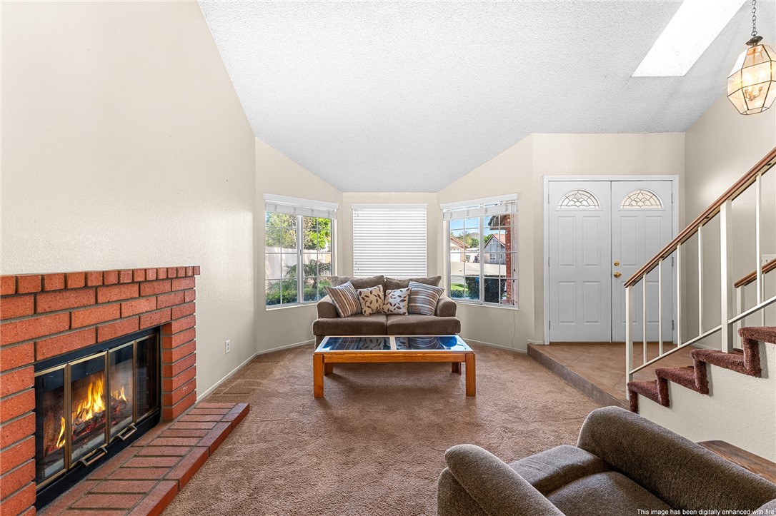 11048 Thrush Drive Riverside, CA 92505 - Photo 6 of 33 Living Room