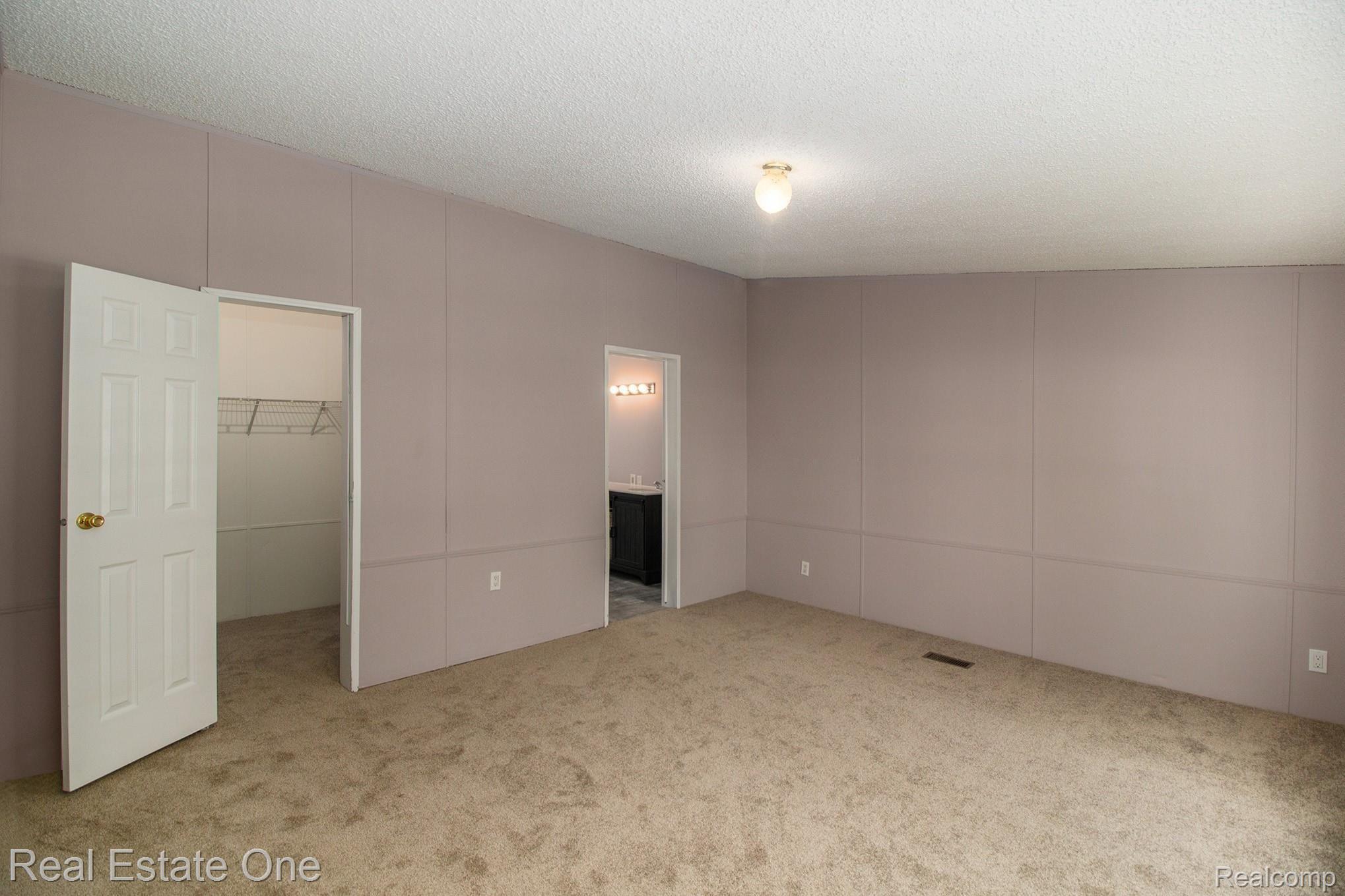 4551 Dryden Road Dryden, MI 48428 - Photo 15 of 44 0N2A7518-Edit.jpg