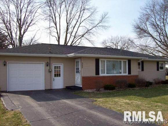 322 South Sage Street Oneida, IL 61467 - Photo 1 of 13 Gallery Image 1