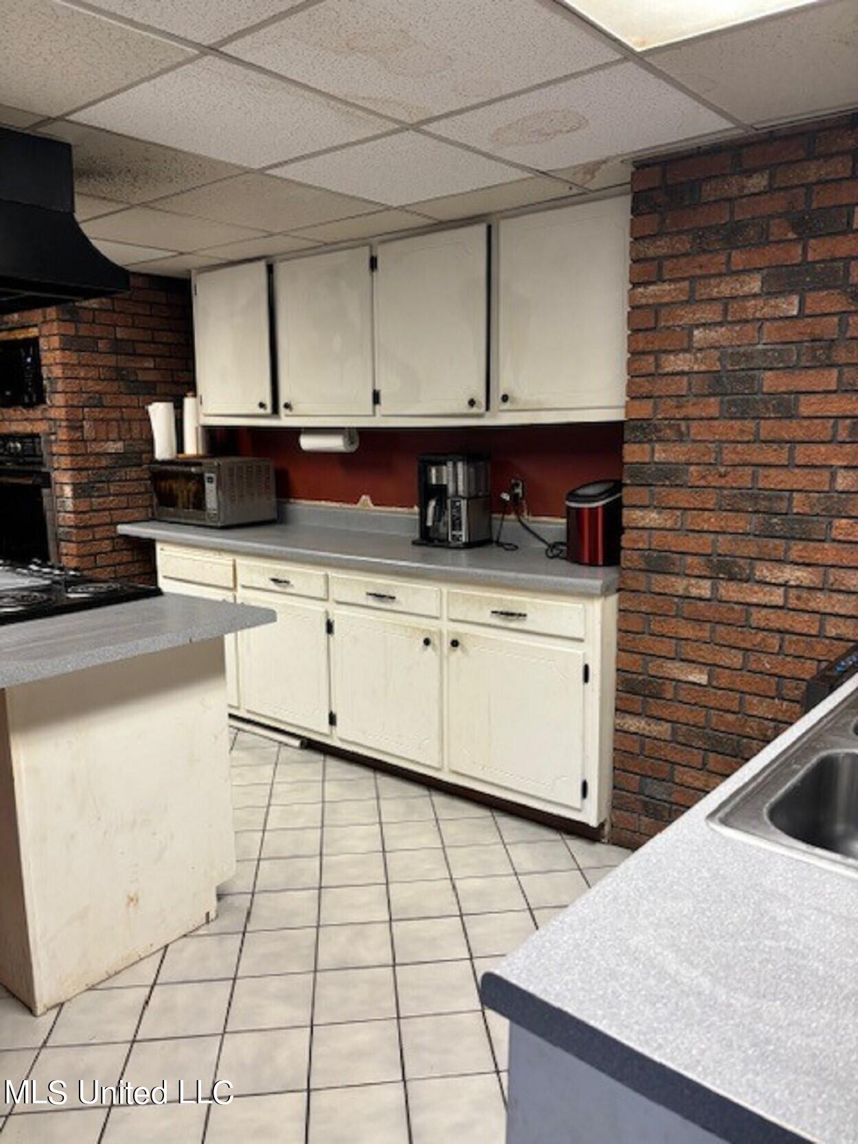 6012 Hernando Road Byhalia, MS 38611 - Photo 20 of 29 Hernando Kitchen