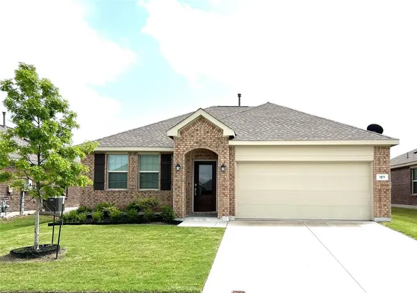$2,000 | 1511 Avery Pointe Drive, Anna, TX 75409