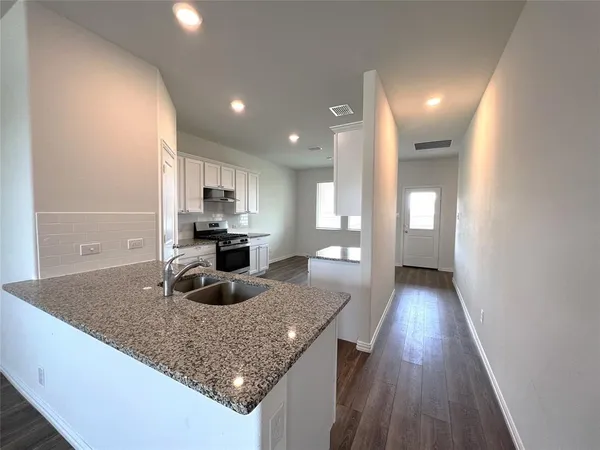 $2,000 | 1511 Avery Pointe Drive, Anna, TX 75409