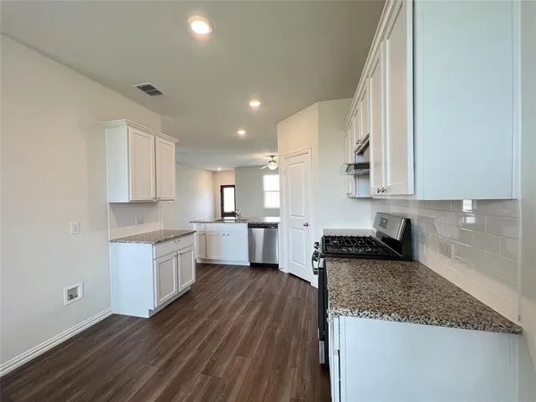 $2,000 | 1511 Avery Pointe Drive, Anna, TX 75409