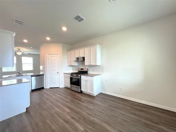 $2,000 | 1511 Avery Pointe Drive, Anna, TX 75409