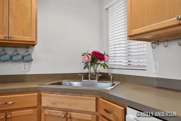 $315,000 | 2929 Stoney Creek Court, Unit 102, Hudsonville, MI 49426