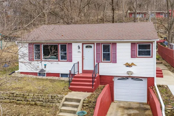 $189,000 | 685 Chestnut Street, Richland Center, WI 53581