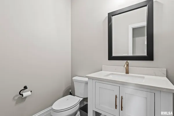 $825,000 | 1832 Willow Bend Street, Chatham, IL 62629