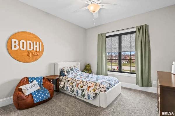 $825,000 | 1832 Willow Bend Street, Chatham, IL 62629