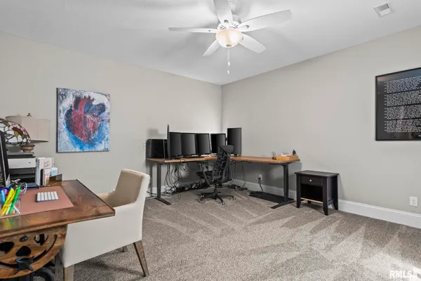 $825,000 | 1832 Willow Bend Street, Chatham, IL 62629