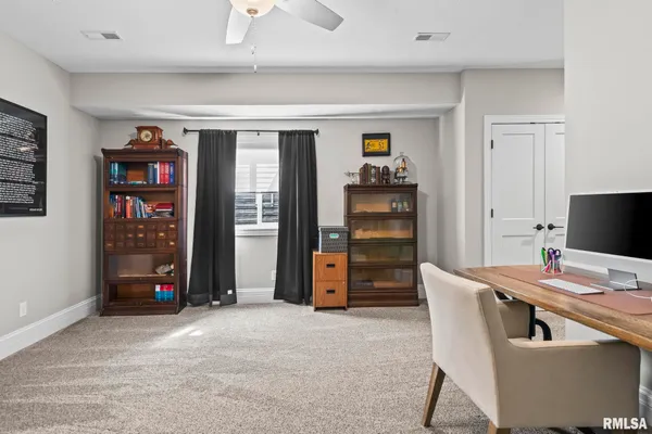 $825,000 | 1832 Willow Bend Street, Chatham, IL 62629