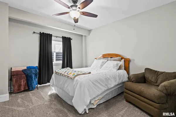 $825,000 | 1832 Willow Bend Street, Chatham, IL 62629