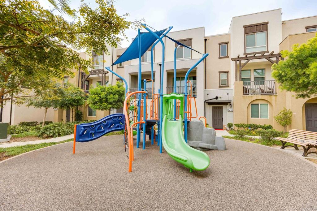 2227 Solara Lane Vista, CA 92081 - Photo 35 of 36