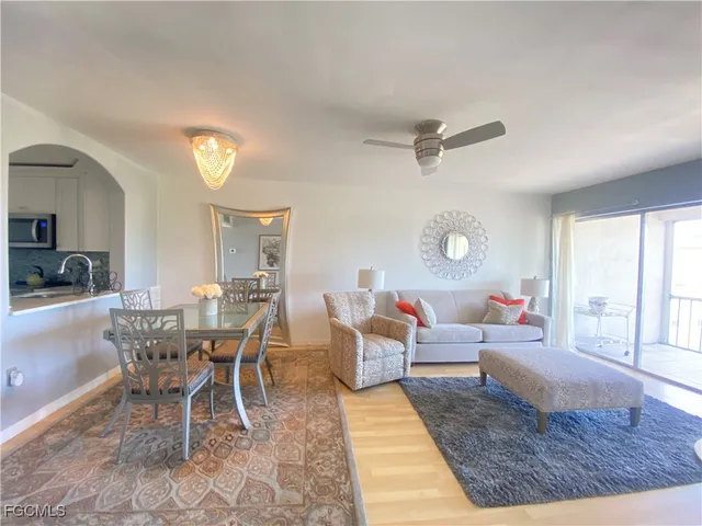 $1,500 | 1624 Pine Valley Drive, Unit 302, Fort Myers, FL 33907