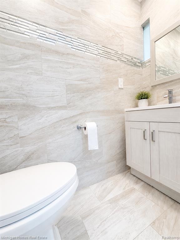 8089 North Holly Road Grand Blanc, MI 48439 - Photo 11 of 31