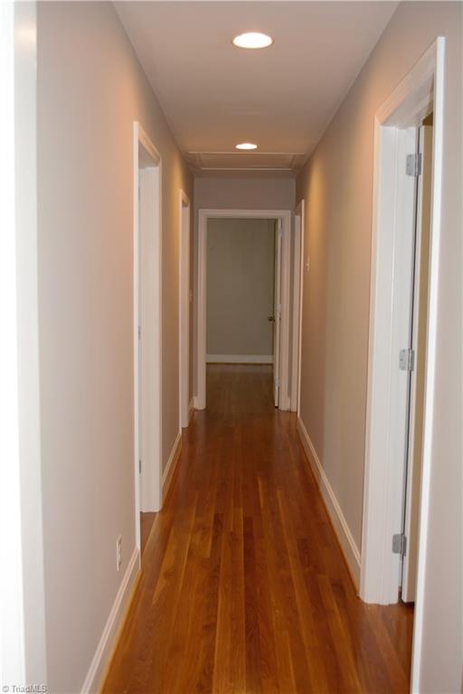 3350 Kirklees Road Winston-Salem, NC 27104 - Photo 13 of 21 Bedroom's hall