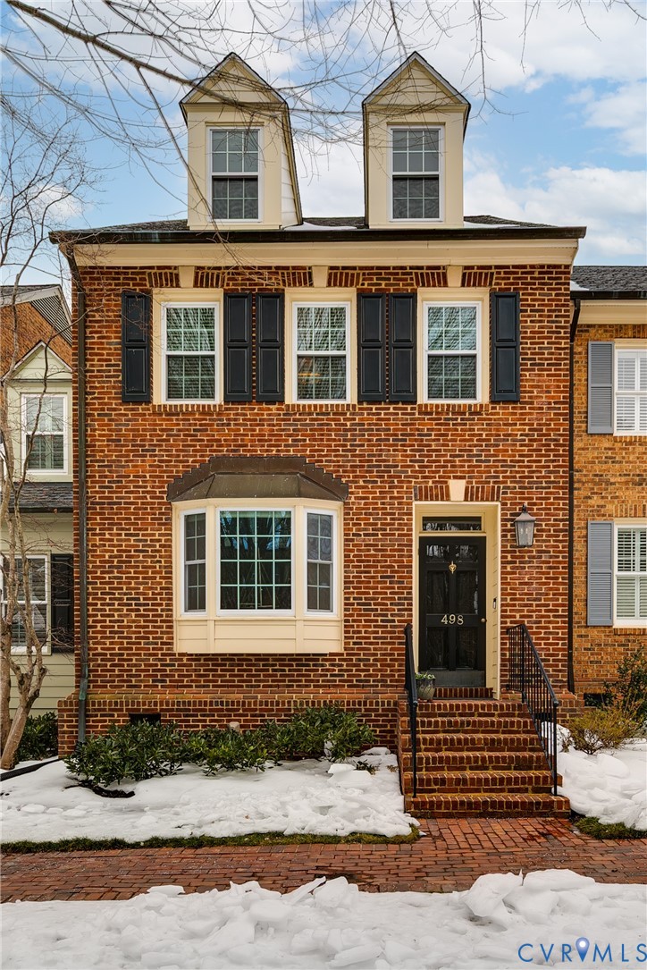 498 St Albans Way Henrico, VA 23229 - Photo 2 of 46 a front view of a house