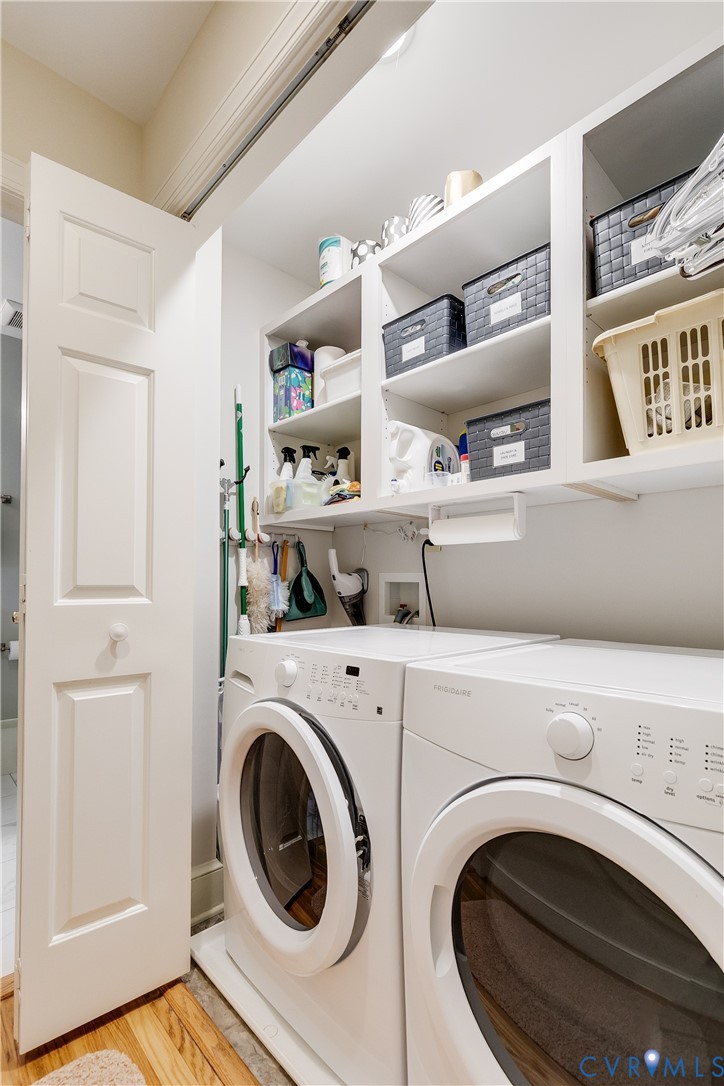 498 St Albans Way Henrico, VA 23229 - Photo 42 of 46 a utility room with dryer and washer
