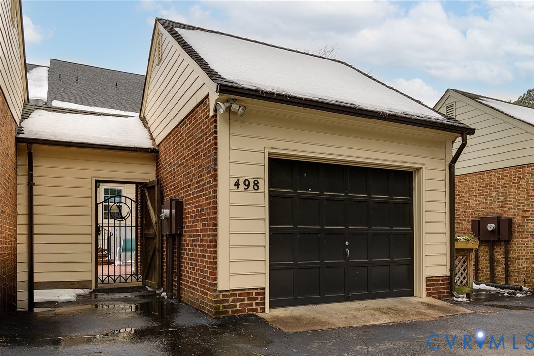 498 St Albans Way Henrico, VA 23229 - Photo 45 of 46 a front view of a house