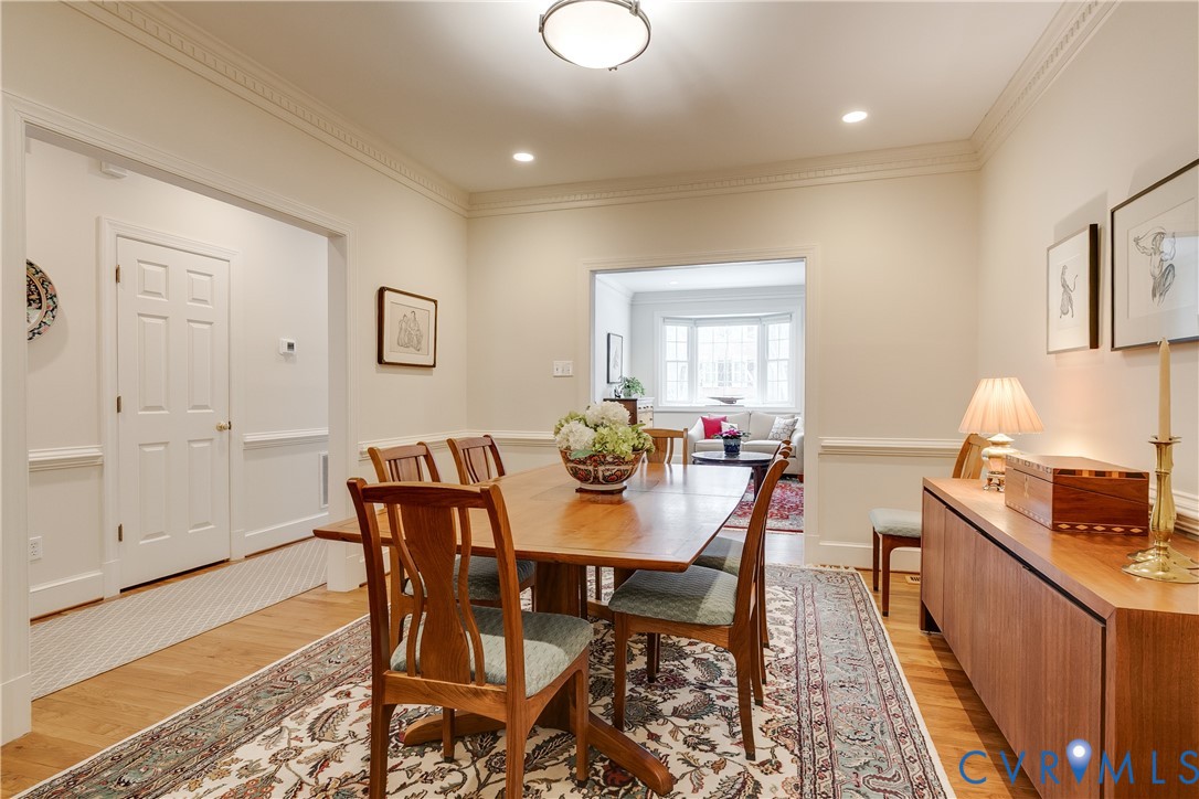 498 St Albans Way Henrico, VA 23229 - Photo 10 of 46 a view of a dining room with furniture