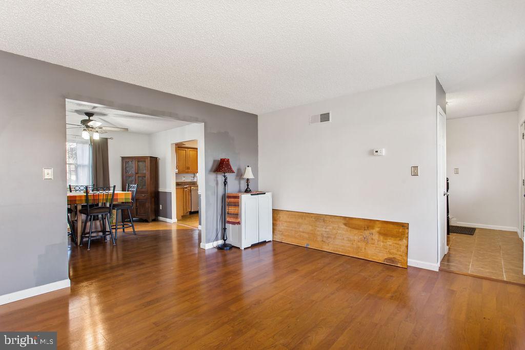 9 Strawberry Road New Freedom, PA 17349 - Photo 6 of 34 Gallery Image 6