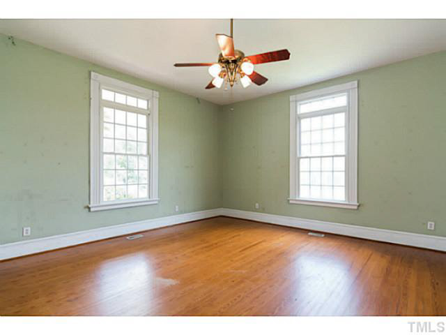 9144 Charlie Winston Road Bullock, NC 27507 - Photo 6 of 19 Gallery Image 6