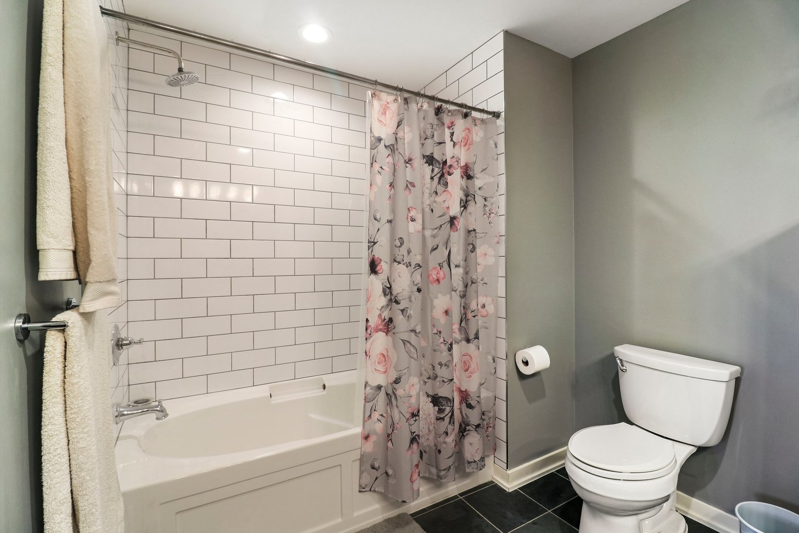 5430 North Sheridan Road, Unit 504 Chicago, IL 60640 - Photo 28 of 39 Gallery Image 28