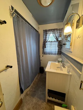 $219,000 | 5565 County Road 12, Moose Lake, MN 55767