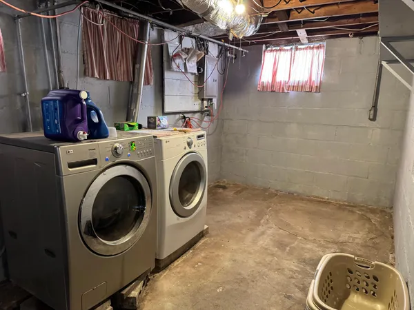 $219,000 | 5565 County Road 12, Moose Lake, MN 55767