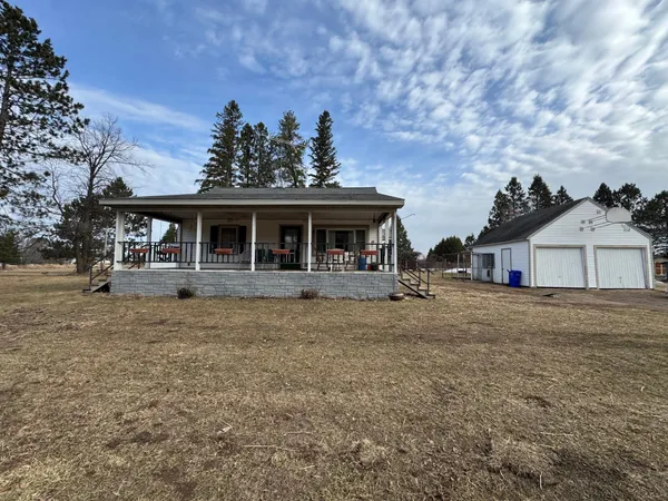 $219,000 | 5565 County Road 12, Moose Lake, MN 55767