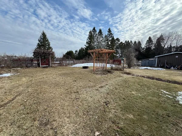 $219,000 | 5565 County Road 12, Moose Lake, MN 55767