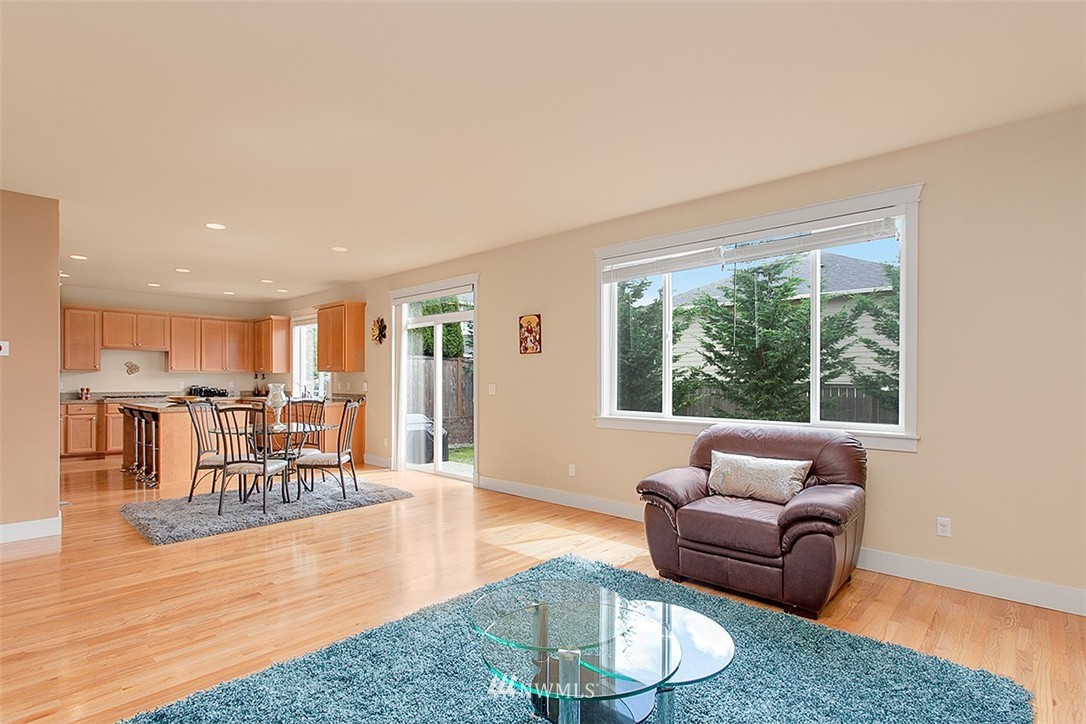 4032 167th Place Southeast Bothell, WA 98012 - Photo 7 of 25