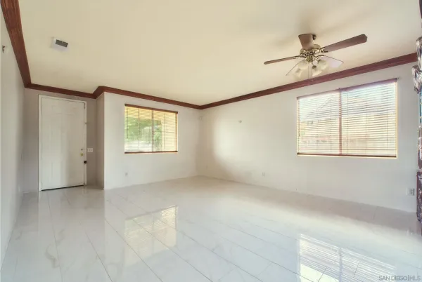$3,300 | 401 Memphis Court, Hemet, CA 92545