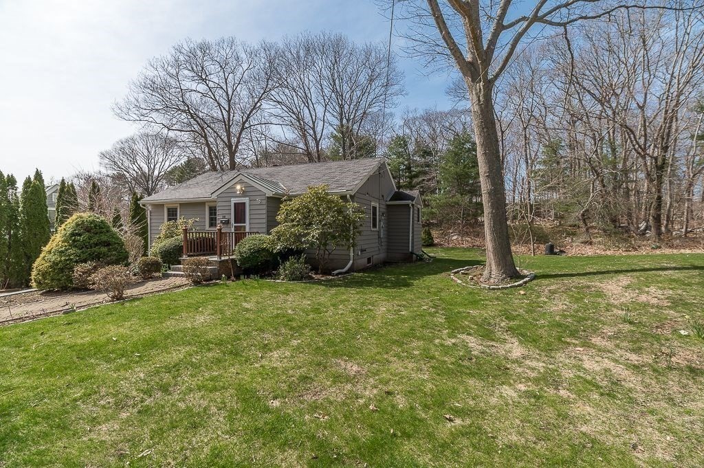 28 Englewood Road Gloucester, MA 01930 - Photo 1 of 17 Gallery Image 1