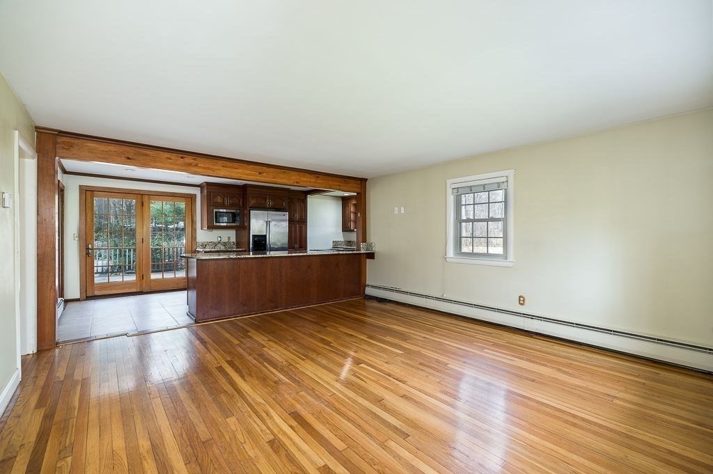 28 Englewood Road Gloucester, MA 01930 - Photo 7 of 17 Gallery Image 7