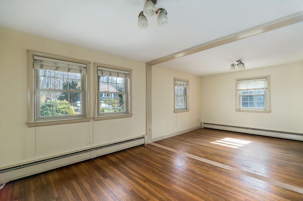 28 Englewood Road Gloucester, MA 01930 - Photo 9 of 17 Gallery Image 9