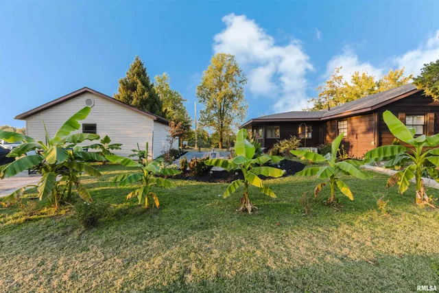 $270,000 | 1821 South 27th Street, Herrin, IL 62948