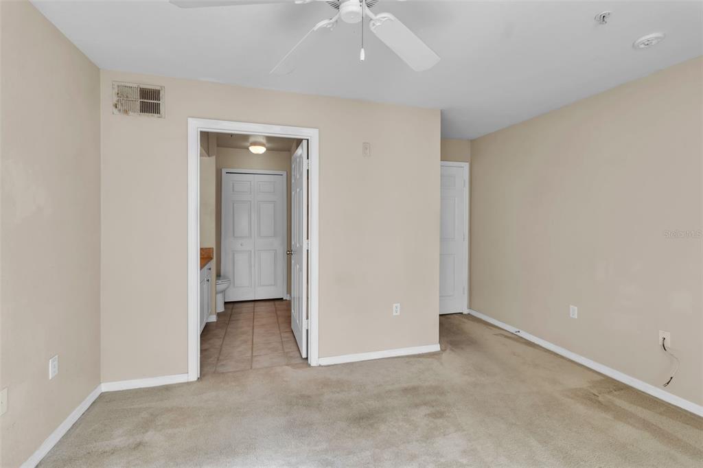 5511 Rosehill Road, Unit 203 Sarasota, FL 34233 - Photo 17 of 49 an empty room with a bathroom