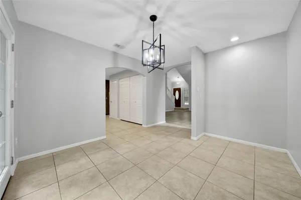 $2,495 | 9 West Lance Leaf Road, The Woodlands, TX 77381