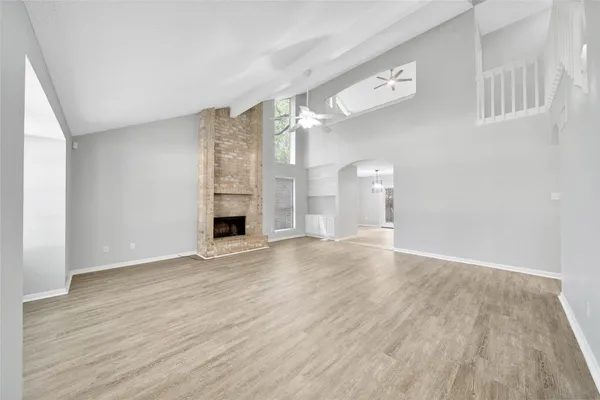 $2,495 | 9 West Lance Leaf Road, The Woodlands, TX 77381