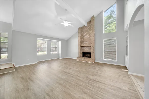 $2,495 | 9 West Lance Leaf Road, The Woodlands, TX 77381