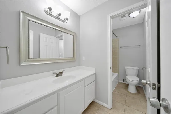 $2,495 | 9 West Lance Leaf Road, The Woodlands, TX 77381