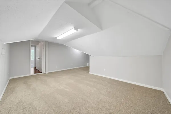 $2,495 | 9 West Lance Leaf Road, The Woodlands, TX 77381