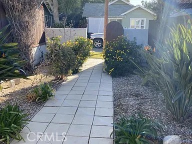 2017 Lovila Lane Altadena, CA 91001 - Photo 29 of 34