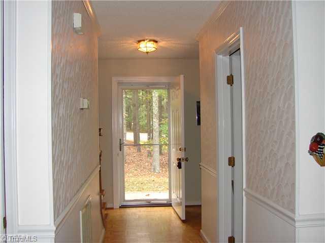 6103 Pintail Court Oak Ridge, NC 27310 - Photo 10 of 14 Entry.