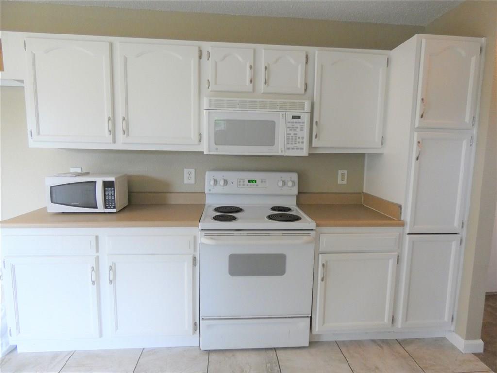 8037 Garden Ridge Road Indianapolis, IN 46237 - Photo 12 of 40 Gallery Image 12